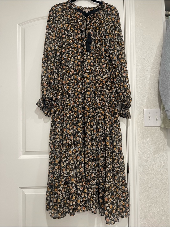 Gigio Dresses & Skirts - Black Floral Tiered Maxi Dress with Tie Neck Detail